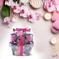 Miniatyrbild 2 av 4: Coffret vård - GLOSS - Floral Fusion - Lilja &amp; fresia - Badsalt - Kroppssmör - Duschgel