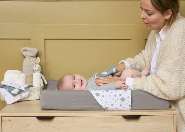 Meyco Baby Clouds/Dots/Feathers hydrophila servetter - paket med 3 - sten grön - 70x70cm