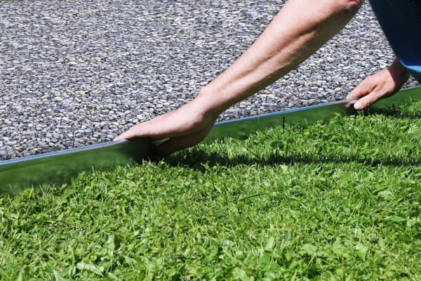 Alennusreuna metalli 13,5cm x 120cm yksivärinen | Puutarhan raja | Ruohoreunus, väri: ei väriä