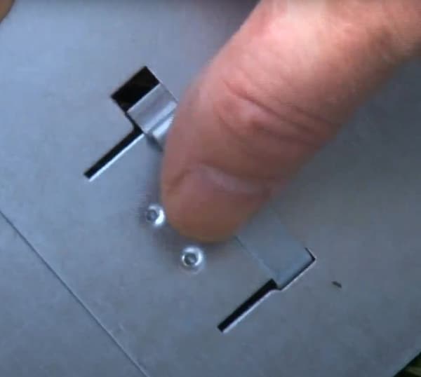 Plænekanter af metal højde 13,5-18,5 cm længde 120 cm, Farve:Brun, Størrelse:1 stk 13.5 cm