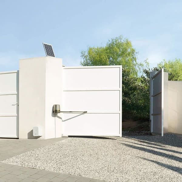 Somfy 2400961 - Solarset Solar Power Kit | Kompatibel med RTS-port eller garagemotor