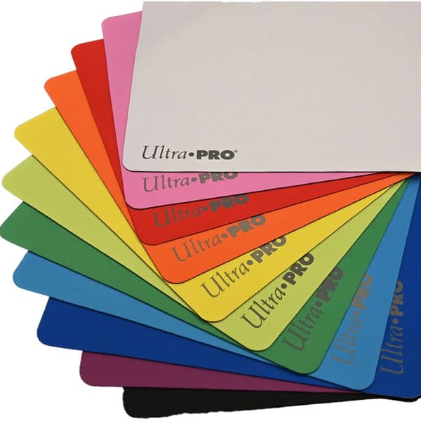 Ultra Pro - Spelmatta Solid