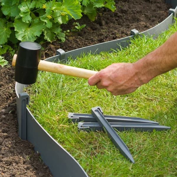 Nature Hagekant og bakkepluggsett grå