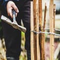 Miniatyrbillede 7 af 8: 30 m stakit 100 cm højt Lamelsæt bredde 4-6 cm Havehegn Kastanjehegn lavet af hasselnød Træhegn