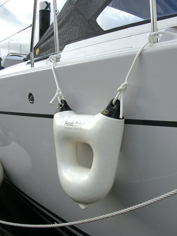 Stegfender Dan-Fender FenderStep 1522, 2 steg, 56 x 45 cm, vit