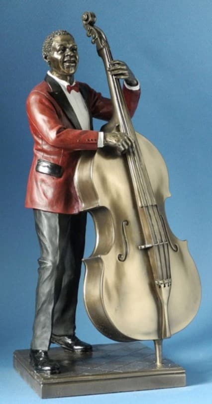 Jazz figurine: bass