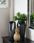 Pikkukuva 4 / 6: Koriste kulta keraaminen 12 x 12 x 23 ananaskoriste moderni glamour