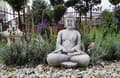 Miniatyrbild 4 av 5: Utomhusdekoration, staty av att meditera Buddha - Kothu-in, gjord av gjuten sten, stor