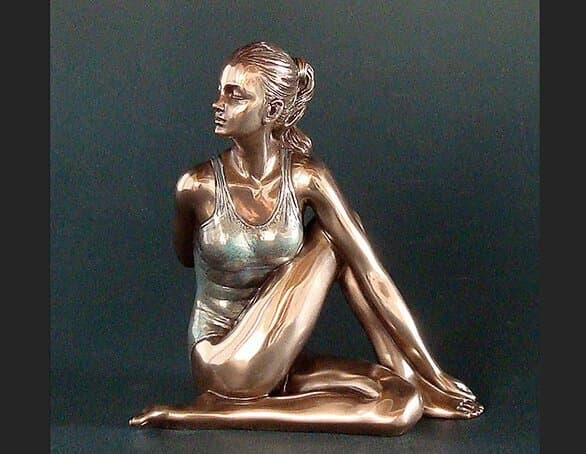 Figurine: Body Talk Yoga - Ardha Matsyendra-Asana 14 cm