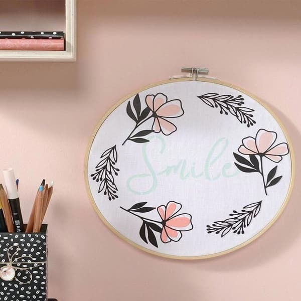 Skärform - Dies - Bra vibbar - Blommor - Exakt skärning - Blommönster - Idealisk för kreativa hobbyer