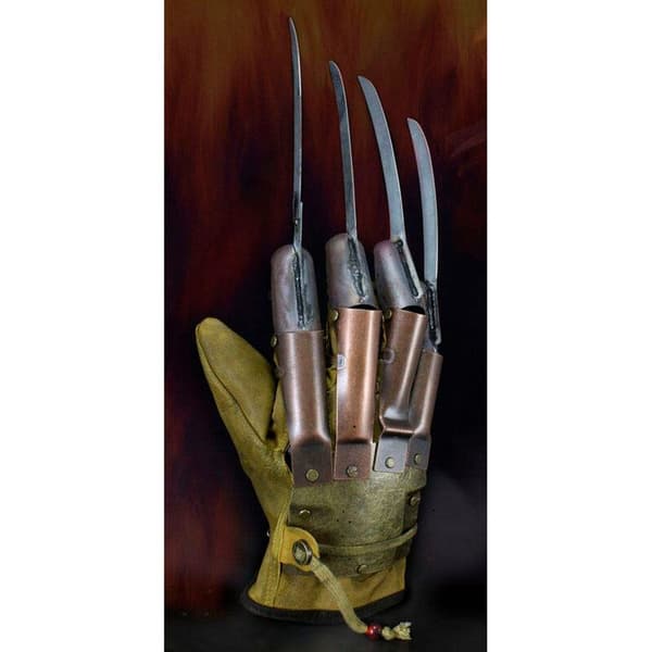 A Nightmare on Elm Street  Freddy Krueger Glove replica