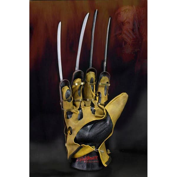 A Nightmare on Elm Street  Freddy Krueger Glove replica