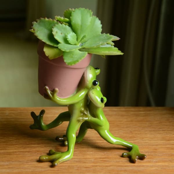 INF Harpiks froskefigur ornament