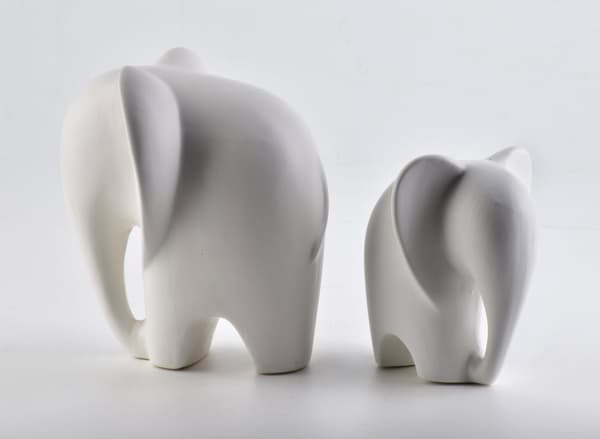 MIA HVID Elefantfigur 15x13xh16,4cm