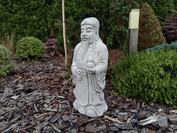 Elegant klädd figur, 50 cm