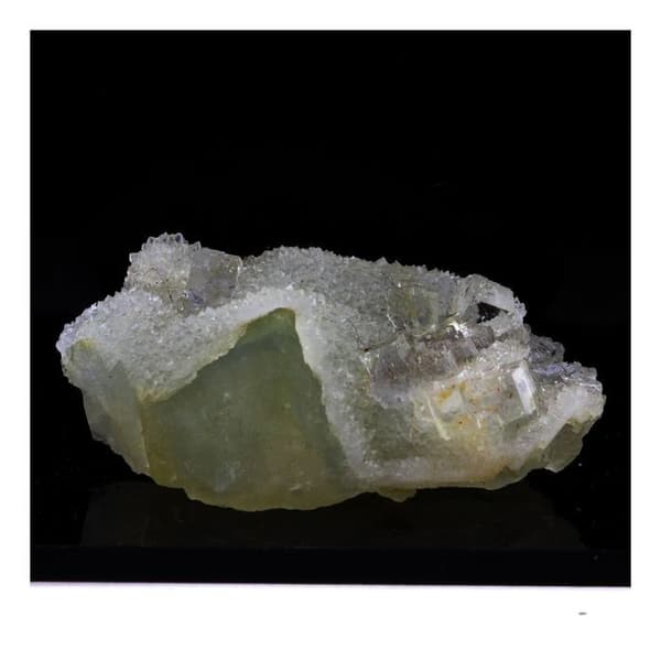 Stenar och mineraler. Fluorit + Kvarts. 263,0 cent. Fonsante-gruvan, Var, Frankrike.