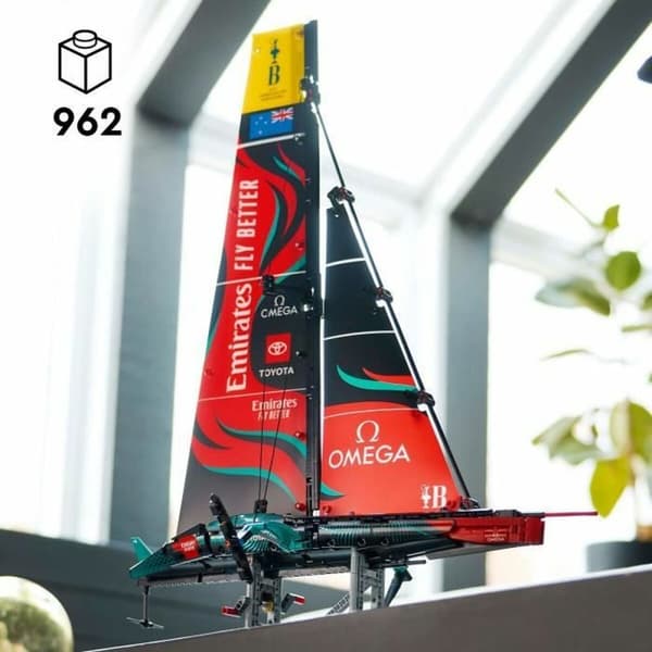 Rakennussetti Lego 42174 Yacht Emirates Team New Zealand AC75 Monivärinen