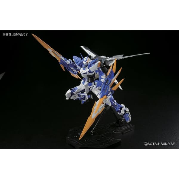Dekorativ figur Bandai GUN63047 Sort Plastik