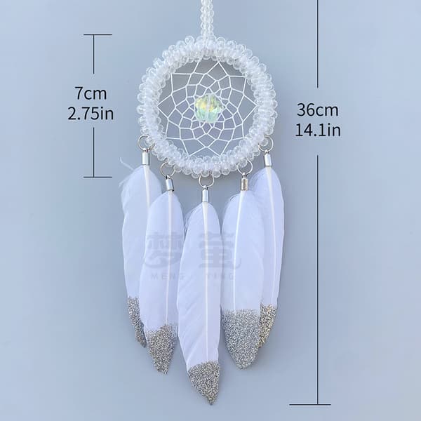 INF White Feather Car Charm - Elegant bilinteriør