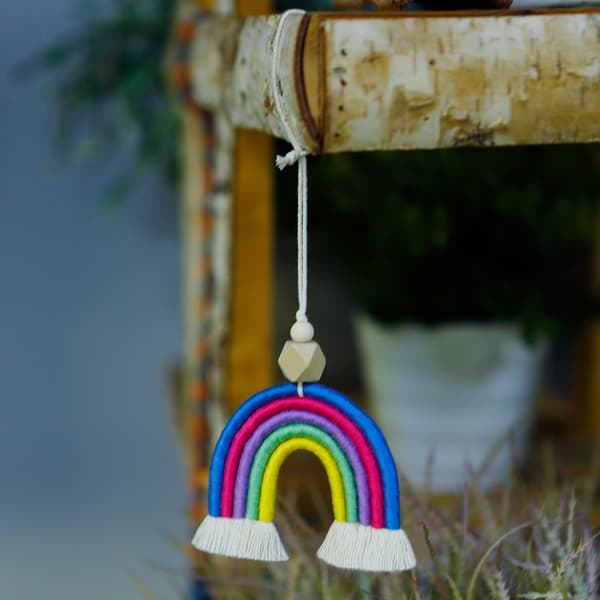 INF Boho Regnbue Bil Charm