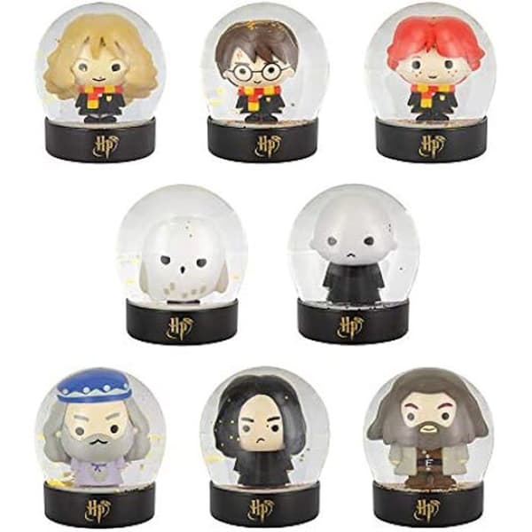 Paladone Mystery Blind Box ,1x Mystery Blind Box ,8 Hogwarts-figurer Samlarfigurer Man får snöglober i glas
