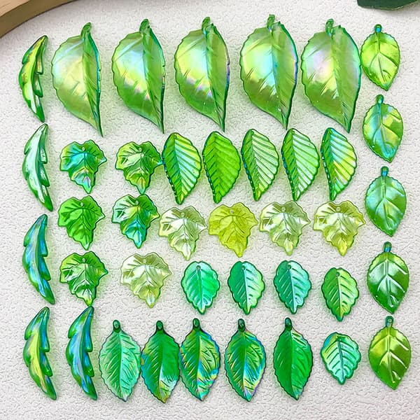 INF Akryl Mini Blad Charms for DIY Smykkefremstilling - 50 stk Model 2