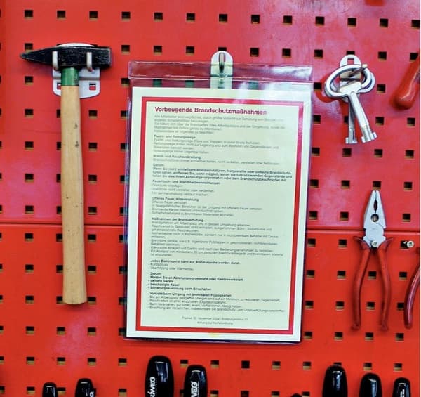 Leitz Premium pennfodral med hängande öga - A4 - Genomskinlig