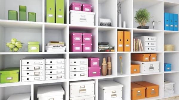 Leitz WOW Click & Store Medium kartongförvaringslåda med lock - 28,1 x 37 cm (BxD) - för A4-format - Idealisk för kontor och hemarbete/arbete hemifrån