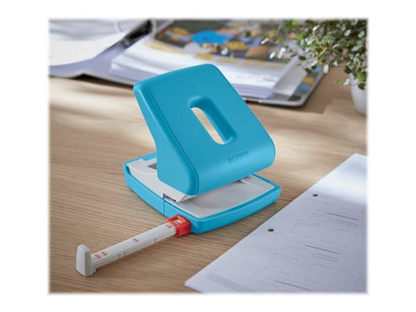 Leitz Cosy - Hullstanser - 30 ark / 3 mm - plast, metall - rolig blått