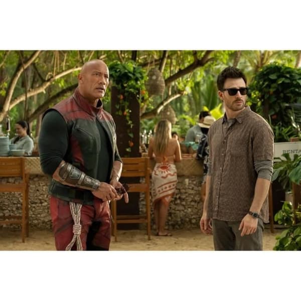 Röd One Blu-Ray med Dwayne Johnson och Chris Evans