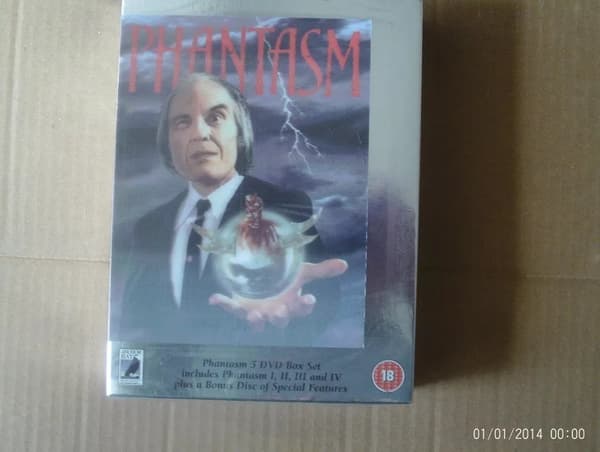 Phantasm 5 Disc Box Set Rare Fast Post Region 2 (Brand New)