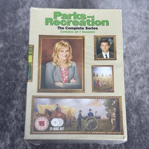 Parks and Recreation The Complete Series DVD Box Set - Seasons 1-7 Region 2 (Brand New)