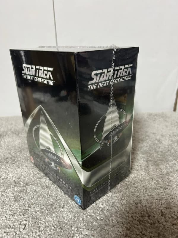 Star Trek the Next Generation: Complete Blu-ray Box Set. 41 Disc Set. . Region 2 (Brand New)