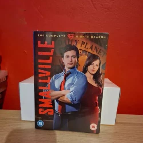 Smallville - Series 8 - Complete (Box Set) (DVD, 2009) Region 2 (Brand New)