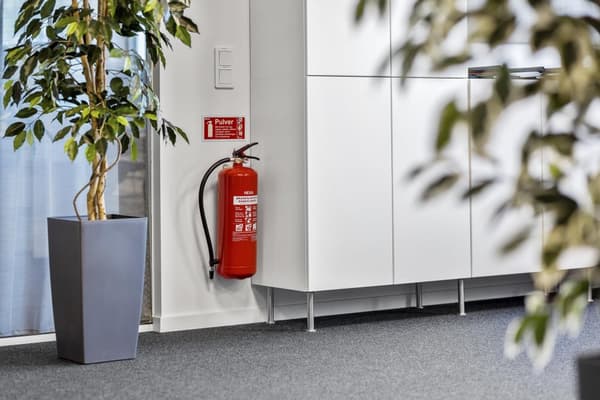 Brandsläckare NEXA 6Kg pulver röd 43A