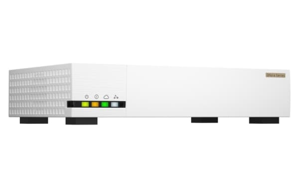 QNAP QHora-322 - Ruter - maske 2.5GbE, 10GbE - WAN-porter: 9