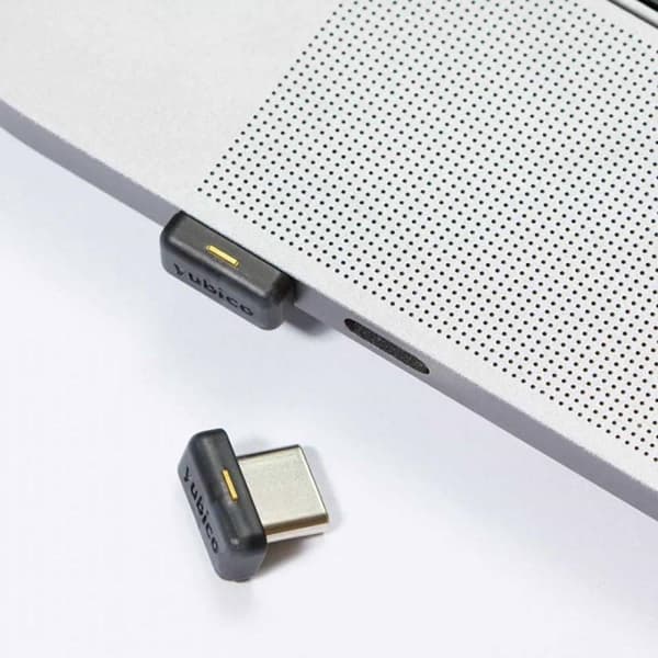 YubiKey 5c nano