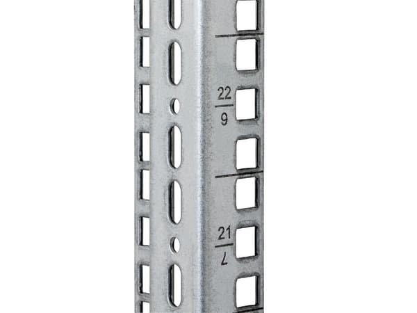 Triton Vertical rail 22U