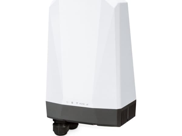PLANET IP68-rated Industrial 5G NR Outdoor Unit with 1-port - 1-Port, Grå, Vit, Väggmontering, IP68, Intern, 3 dBi, Nano-SIM