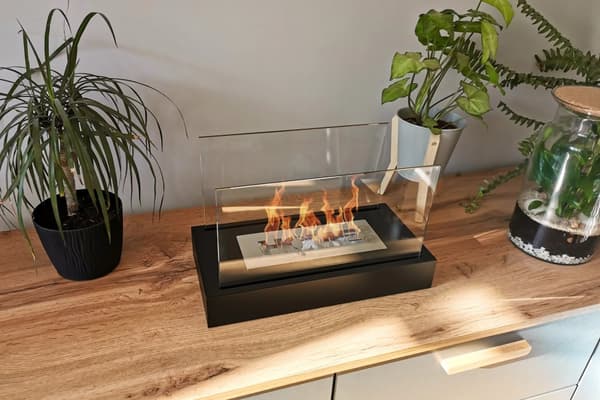 Etanolitakka Takka Bio-takka Vapaasti seisova biotakka HOME Bioetanolipoltin 36 x 22 x 18 cm musta TÜV-sertifikaatti orgaaninen takka Biokattila