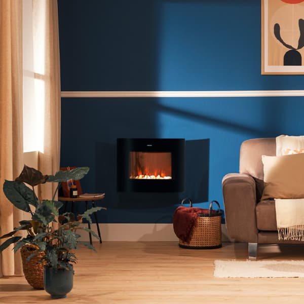 Cecotec 22” decorative electric fireplace with 2000 W maximum power. 2 intensities: 1000 W, and 2000 W. Wi-Fi control. Remote control. Curved tempere