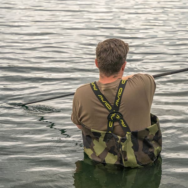Avid Carp Distortion Pvc-vadare  EU 44 Man