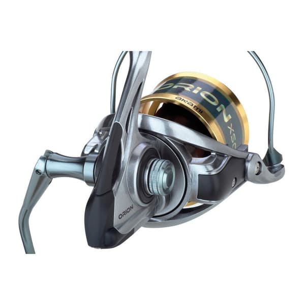 Akami Surfcasting -kela Orion Xsc Hopeinen
