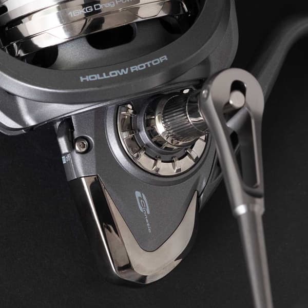 Cinnetic Surfcasting Rulle Sky Line Crb4 Ss Silver 7000