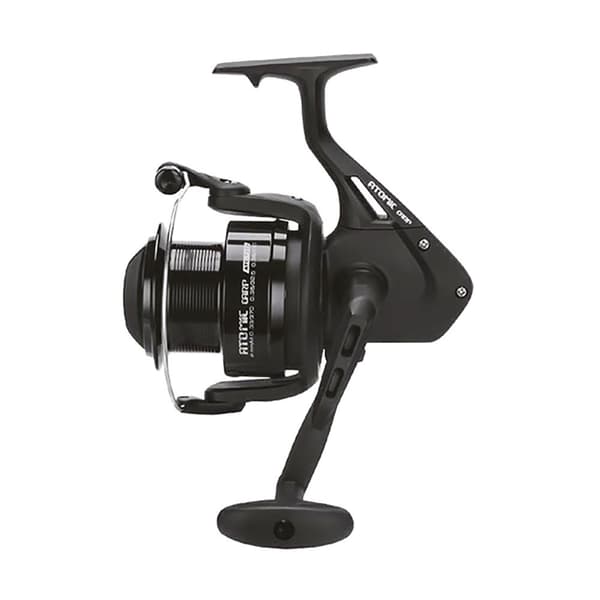 Okuma Atomic Carp Heittokelan Musta 7000