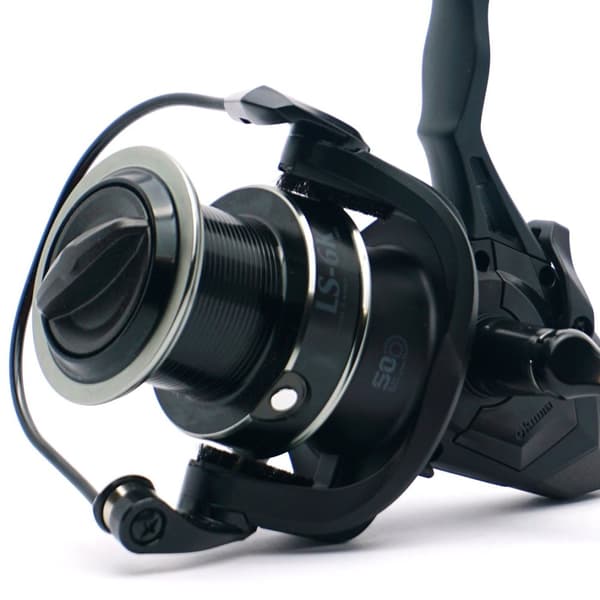 Okuma Carp LS-6K Baitfeeder 6000 VAPAA NOPEUS -kela, 6 LAAKERIA | LS-6K
