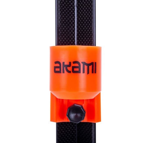 Akami Sand Spike Carbon Sort 135 cm