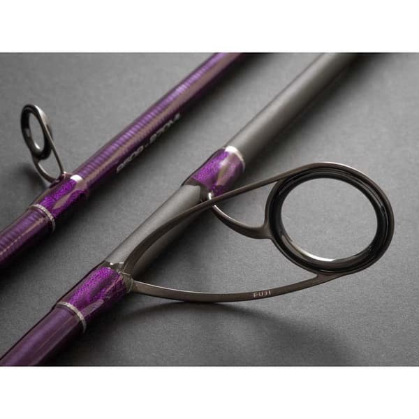 Cinnetic Roterende Stang Sky Line Purple Sea Bass Evolution Søvfarvet 3.00 m / 15-50 g