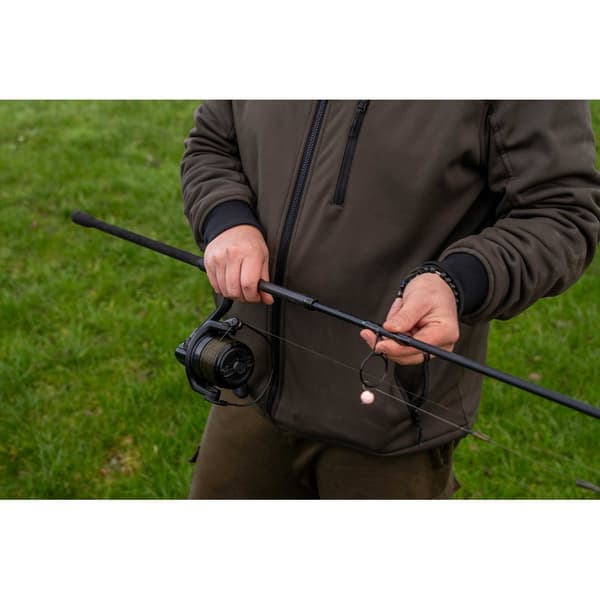 Avid Carp Revolve R Karpspö  3.05 m / 3.0 Lbs