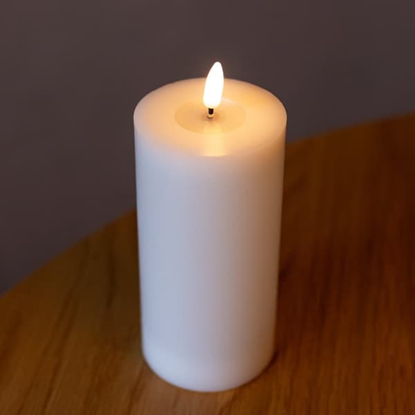 Sia LED pilarikynttilä ladattava valkoinen Ø7.5 X 15 cm
